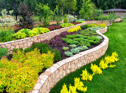 Why It’s Time to Give Your Home a Fresh Look (Starting with Your Landscaping)